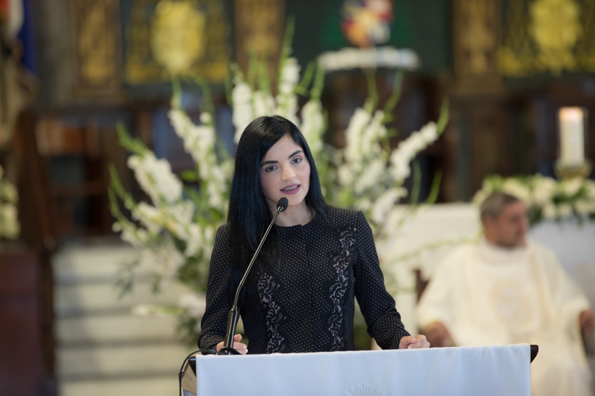 La Directora Ejecutiva, Berlinesa Franco, durante la misa de acción de gracias en la Catedral Primada de América