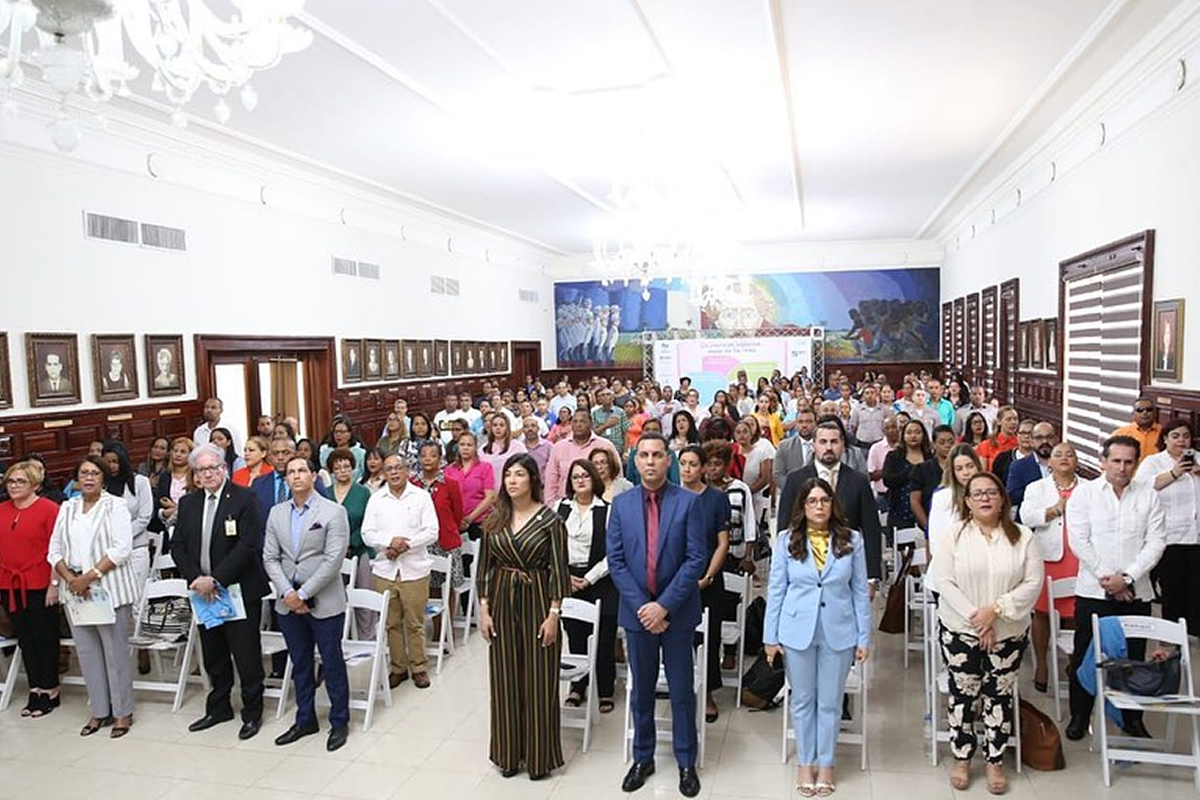 CONANI Realiza Foro de Crianza Positiva de cara a la Campaña Primera Infancia: Inicio de la Vida