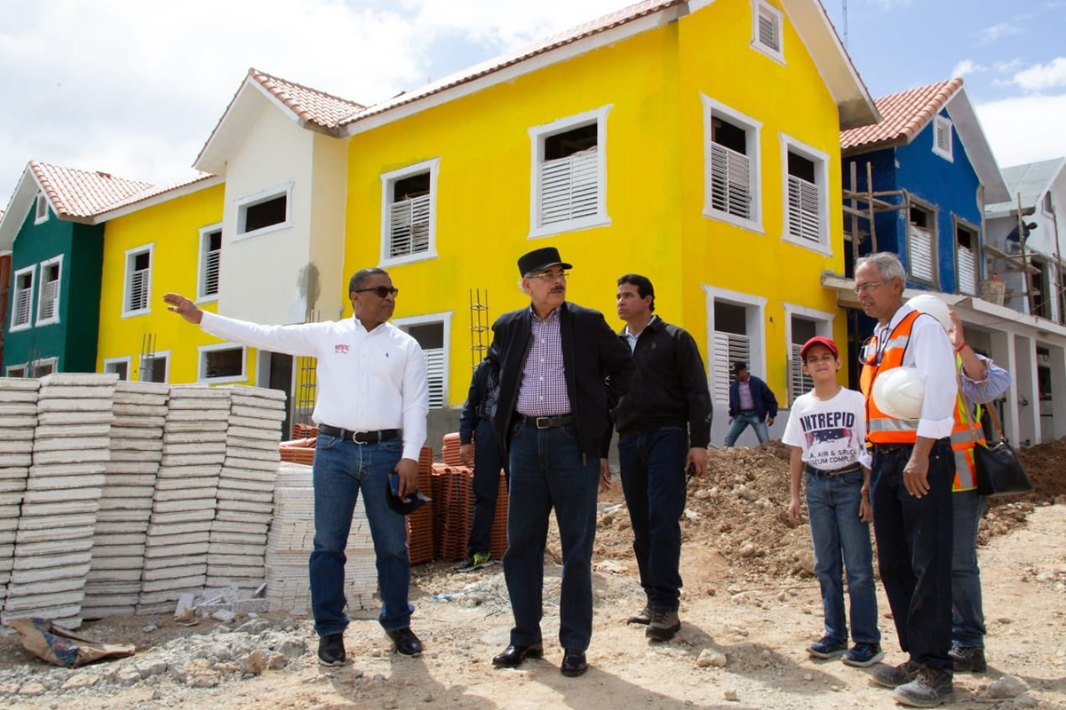 Presidente constata avances construcción Circunvalación SD, Hospital Boca Chica, estancias, CAID y Palacio Justicia provincia Santo Domingo