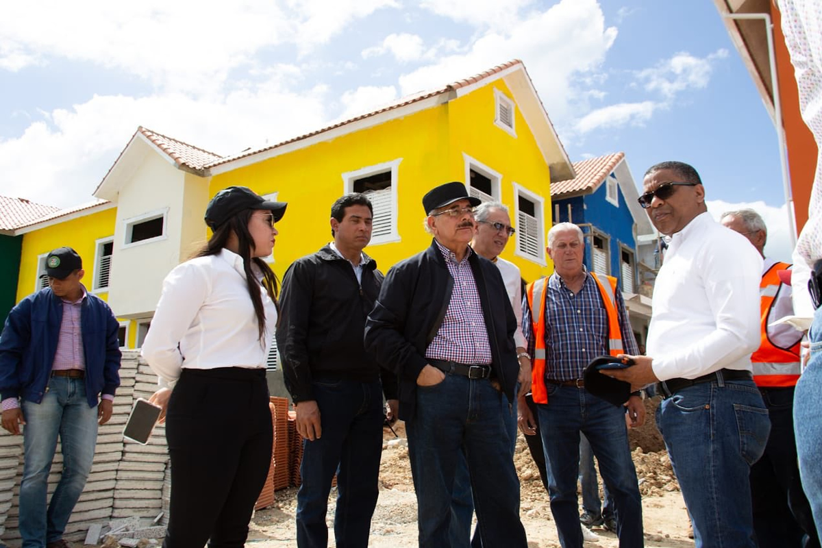 Presidente constata avances construcción Circunvalación SD