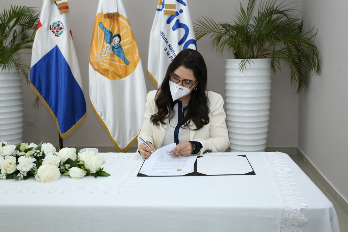 Kenia Lora, directora ejecutiva del INAIPI