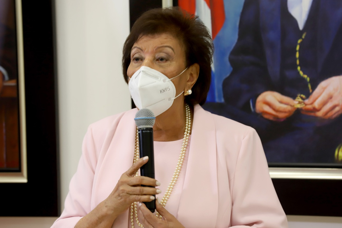 la señora Besaida María Manuela Santana Sierra de Báez, nueva directora ejecutiva del Instituto Nacional del Atención Integral a la Primera Infancia (INAIPI)