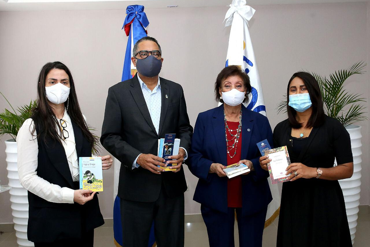 MINERD promueve la lectura entre colaboradores y colaboradoras del INAIPI