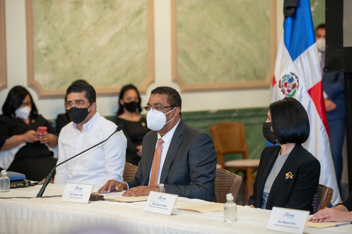 LMD, FEDOMU e INAIPI firman acuerdo en beneficio de la Primera Infancia