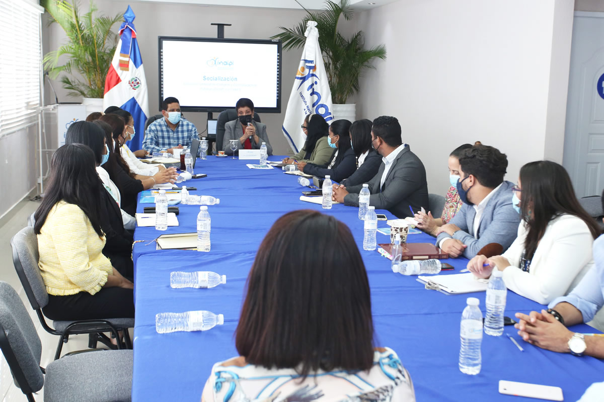 En la reunión participaron técnicos de ambas instituciones
