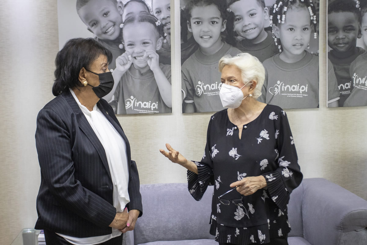 Directora del Inaipi recibe la visita de Milagros Ortiz Bosch