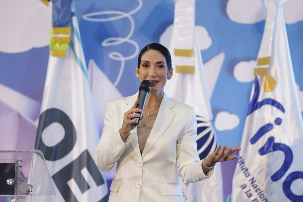 Raquel Arbaje de Abinader, presidenta honorífica del Gana-RD