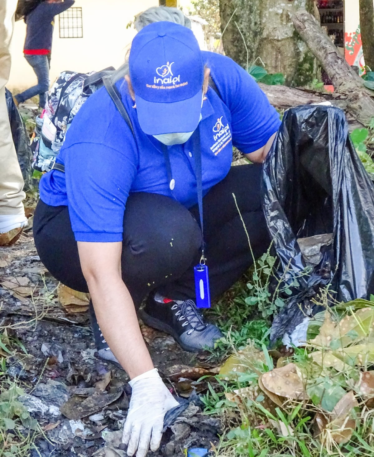 Inaipi planta 170 árboles en jornada de reforestación en la cuenca del Río Yuna 