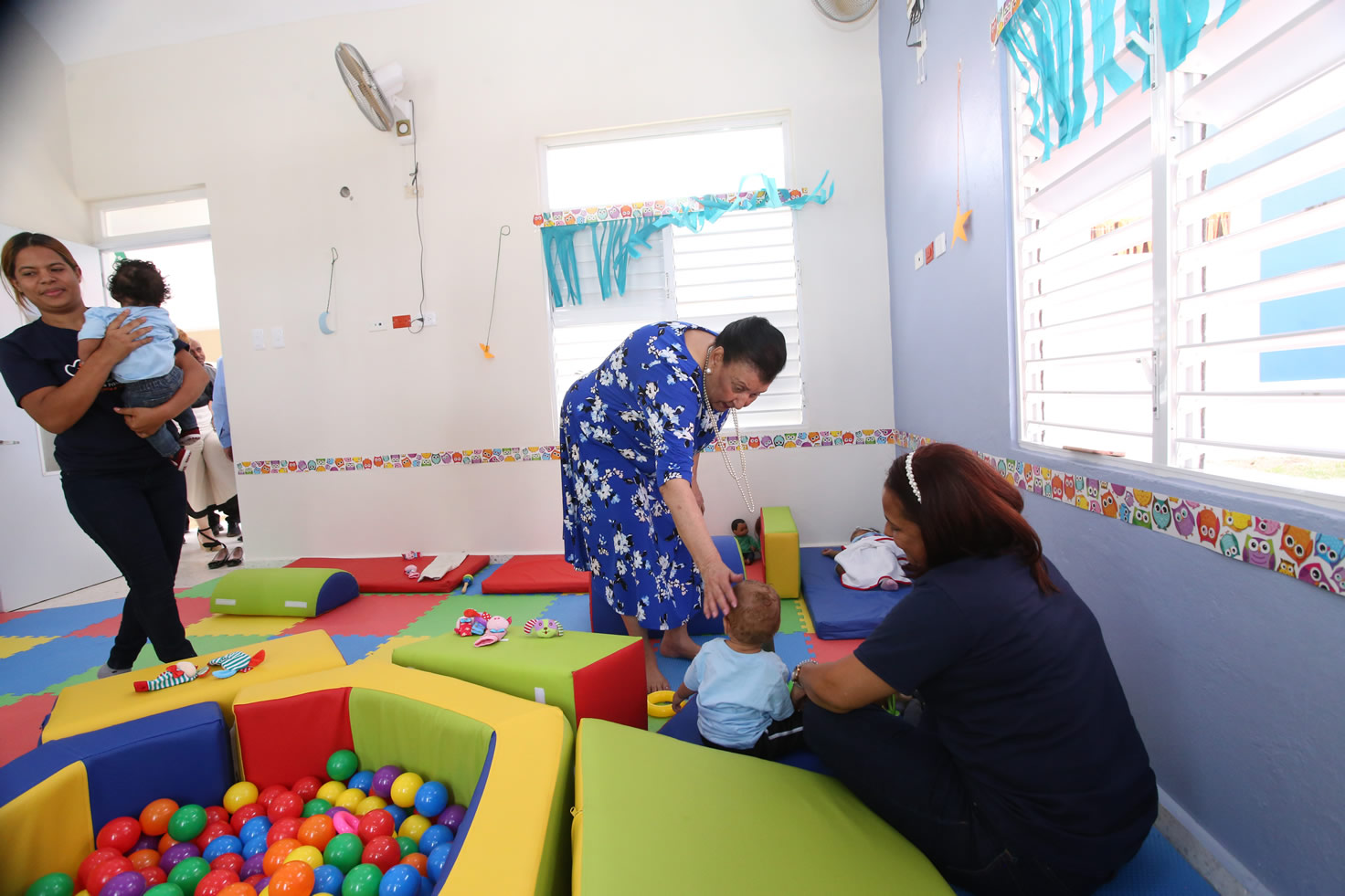 Besaida Manola Santana de Báez, directora ejecutiva del INAIPI, recorre el Centro