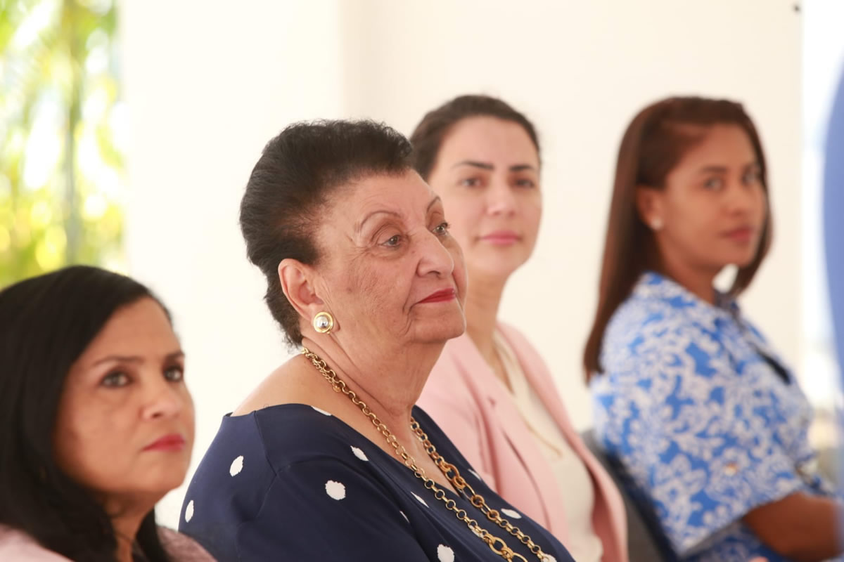 Besaida Manola Santana de Báez, directora ejecutiva del Inaipi en el acto de apertura
