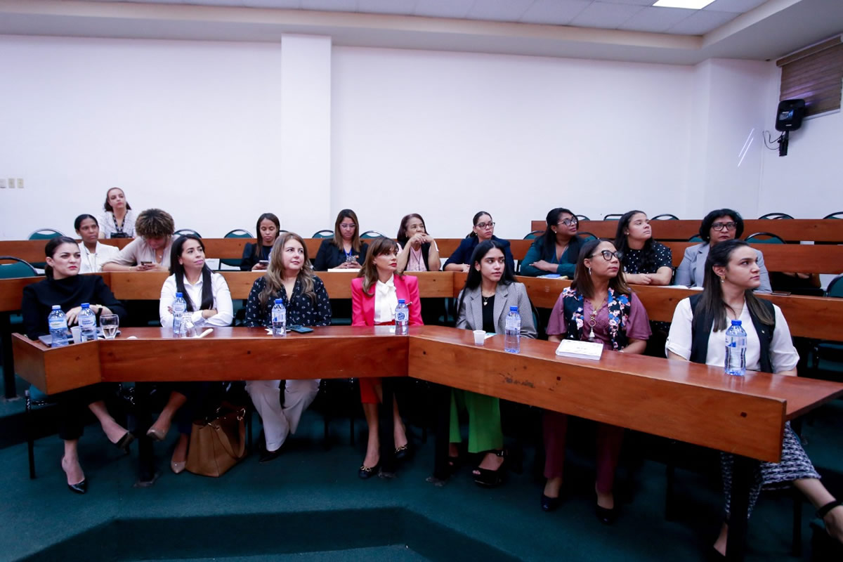 paneo de los participantes de la actividad