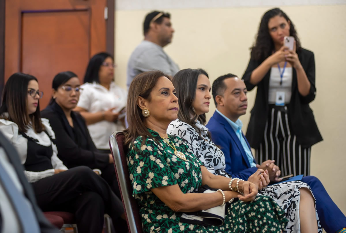 Participantes que asistieron al evento