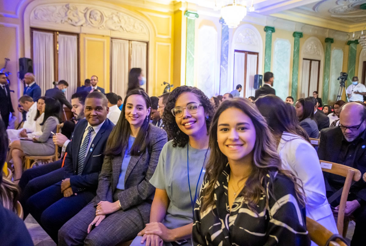 María Elena Valdez, Jairo Moreno, Angie Jiménez y María Alonso