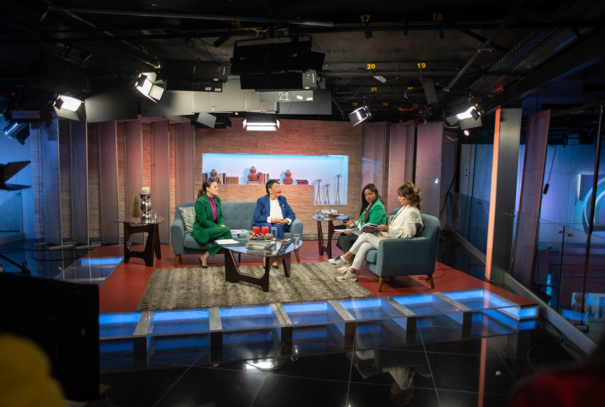 Penélope Melo, Ana Mitila Lora, Besaida Manola Santana y Rosa Encarnación en el Programa El Despertador