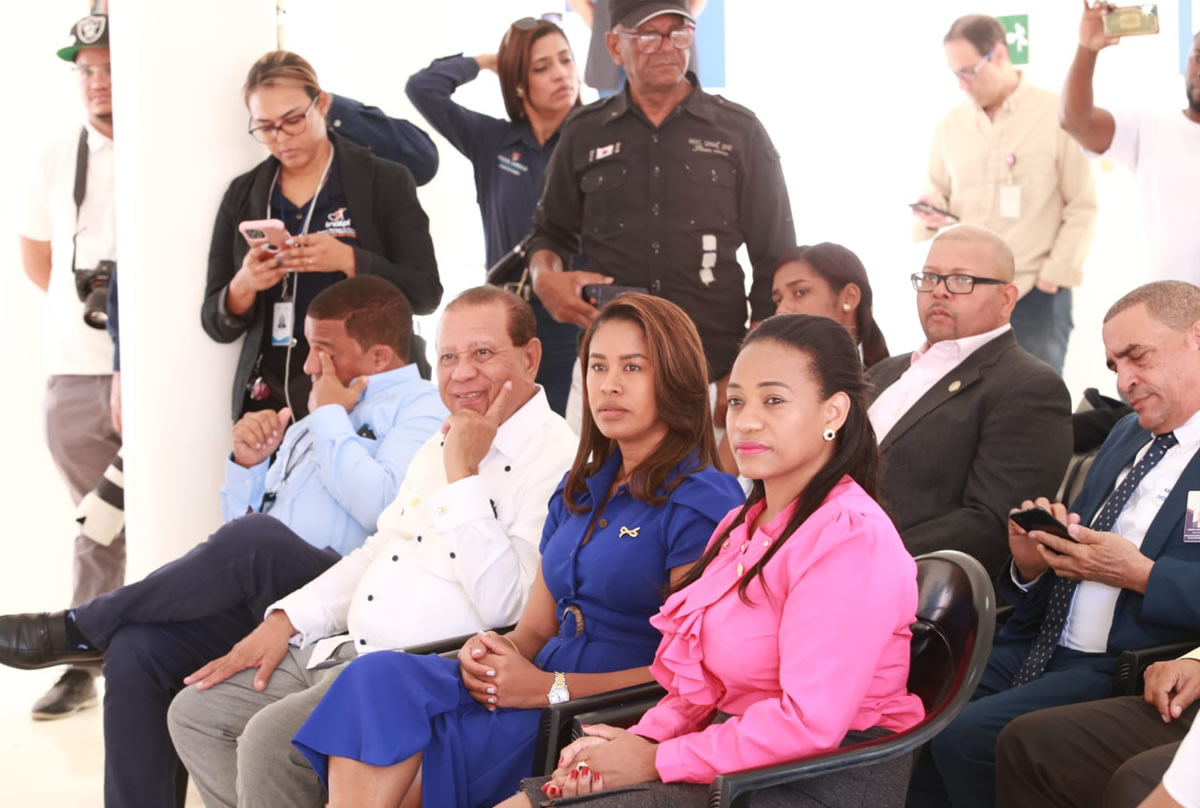 Colaboradores de Inaipi presentes en la actividad