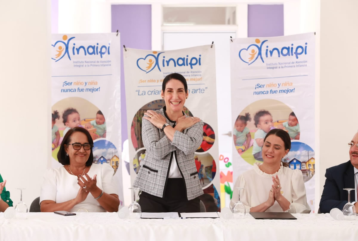 Raquel Arbaje, La primera dama y presidenta del Gabinete de Niñez y Adolescencia (Gana-RD)