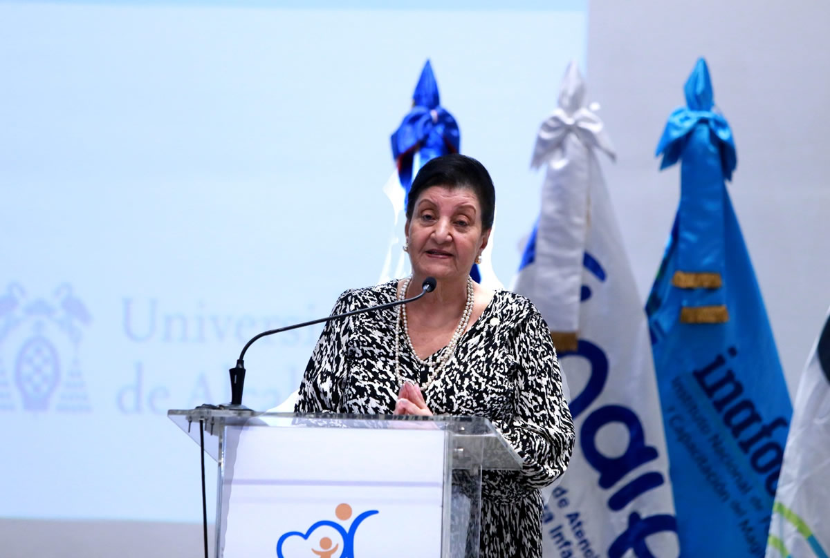 Besaida Santana de Báez, directora ejecutiva del INAIPI