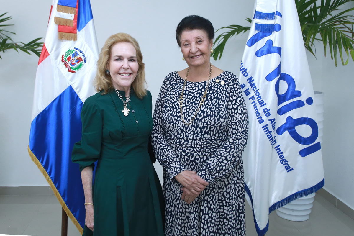 Lian Fanjul, presidenta de la Fundación MIR y Besaida Manola Santana, directora del INAIPI