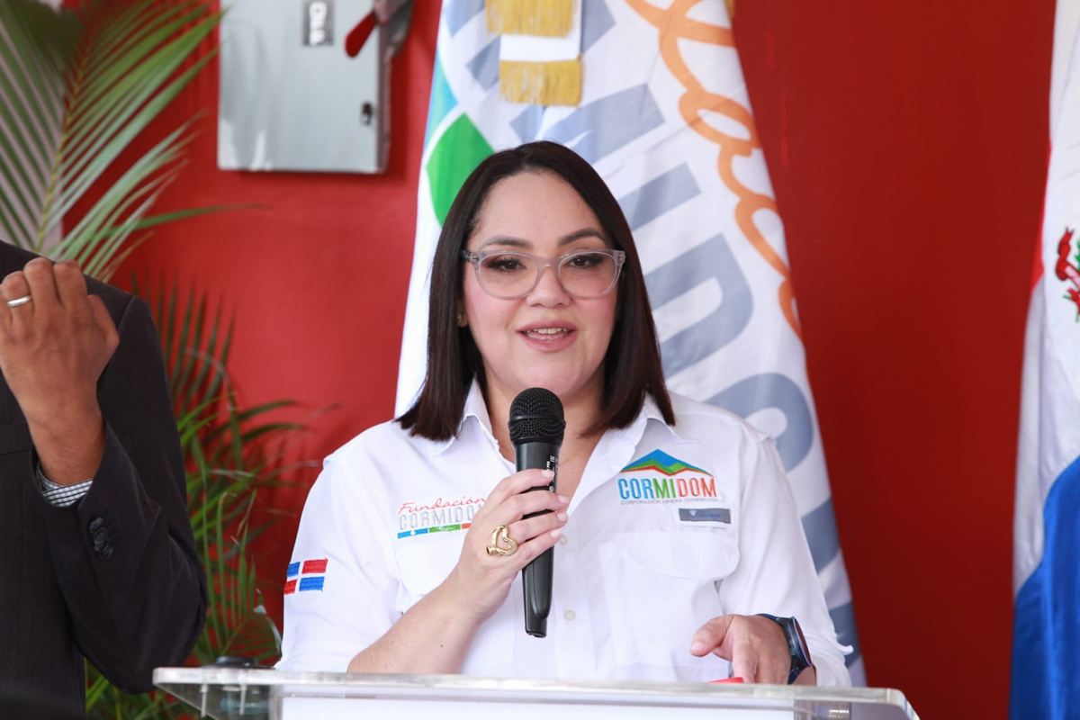 Elizabeth Mena, vicepresidenta de la Corporación Minera Dominicana (CORMIDOM)