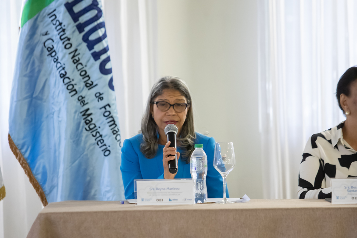 Reyna Martínez, Técnica Docente Nacional del Departamento de Formación Continua del INAFOCAM