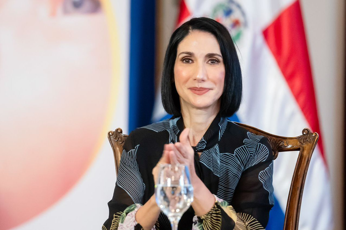 Raquel Arbaje, primera dama y presidenta honorífica del Gabinete de Niñez y Adolescencia