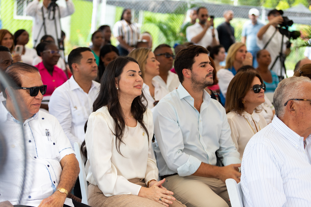 Personalidades participaron en la inauguración
