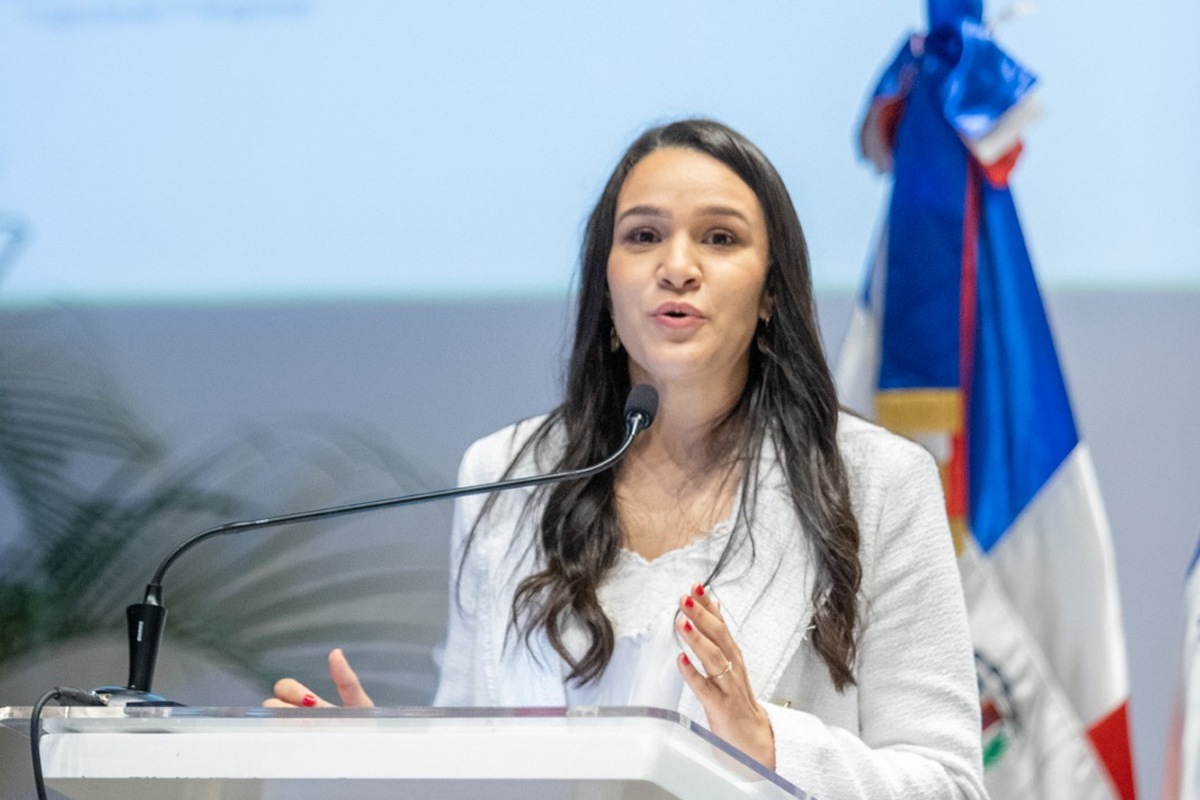 Massiel Payano, encargada del departamento de Fortalecimiento de Competencias para la Atención del INAIPI