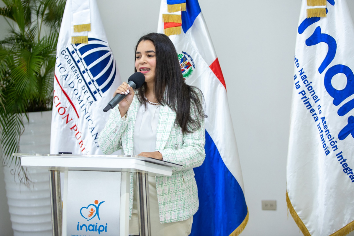 Rosibel Chevalier, en representación de la dirección de Planificación y Desarrollo del INAIPI