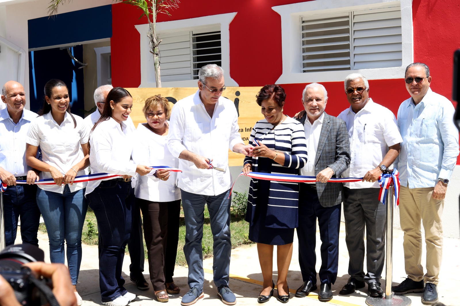 El gobierno inaugura el CAIPI San Felipe, en Villa Mella