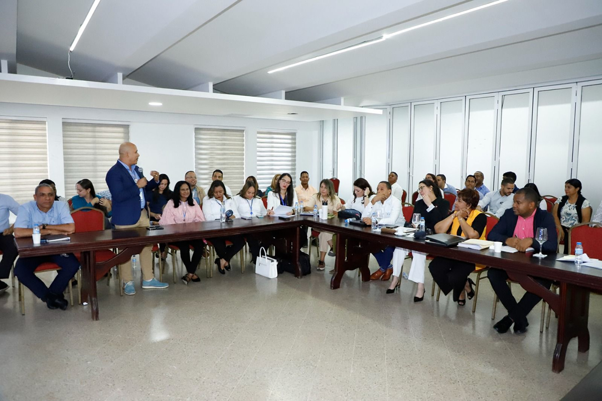 Participante expone en la Tercera Mesa Técnica del INAIPI